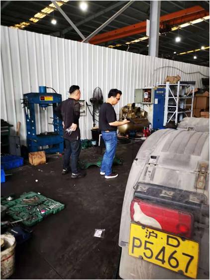 區(qū)道運(yùn)中心開(kāi)展機(jī)動(dòng)車(chē)維修企業(yè)備案核查